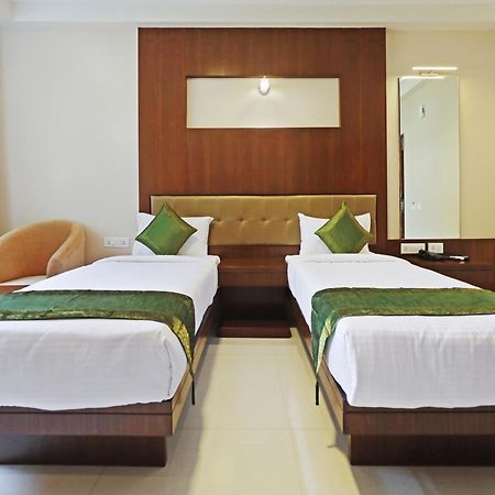 Treebo Akshaya Bull Temple Hotell Bangalore Exteriör bild