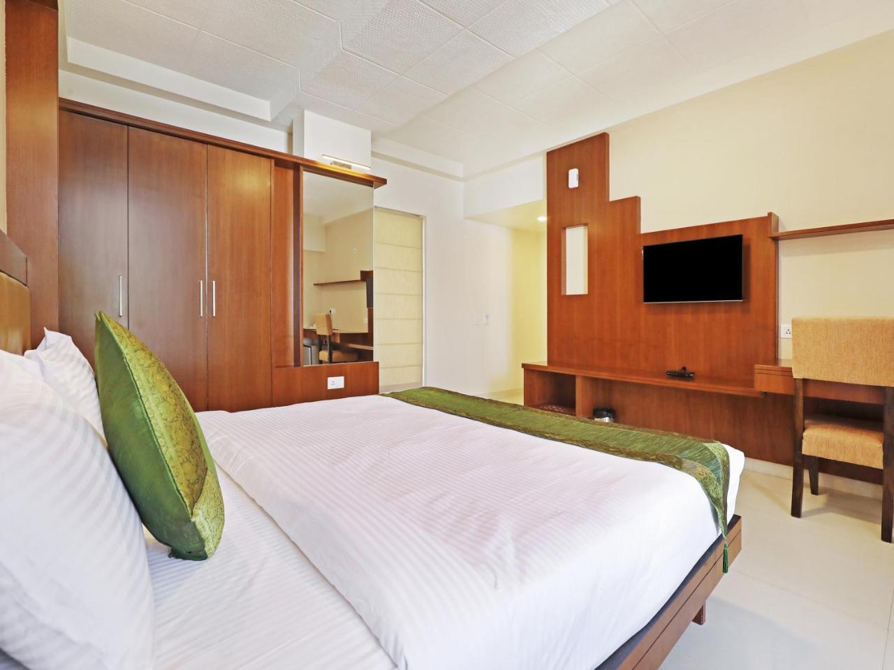 Treebo Akshaya Bull Temple Hotell Bangalore Exteriör bild