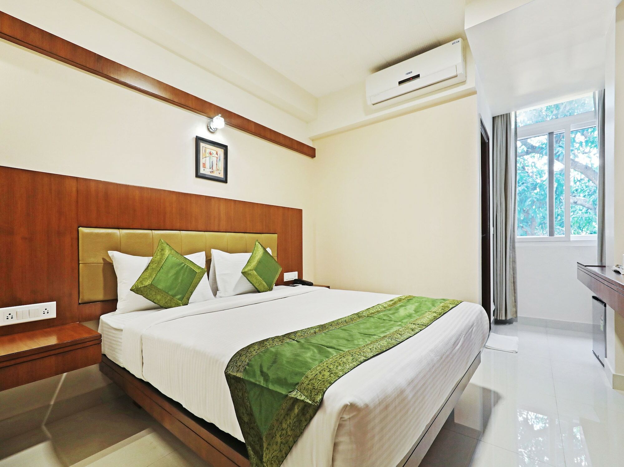 Treebo Akshaya Bull Temple Hotell Bangalore Exteriör bild