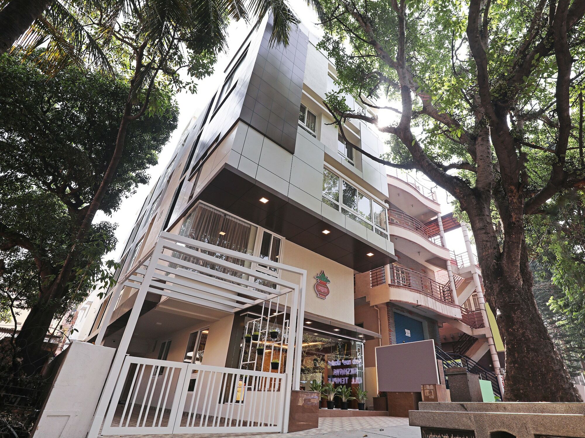 Treebo Akshaya Bull Temple Hotell Bangalore Exteriör bild